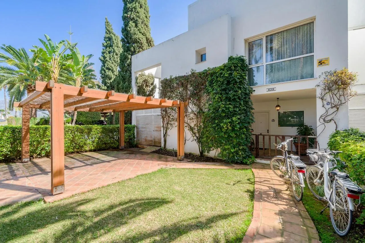 Oleholidays Guadalmina Golf Plaza Marbella 0*,  Spagna