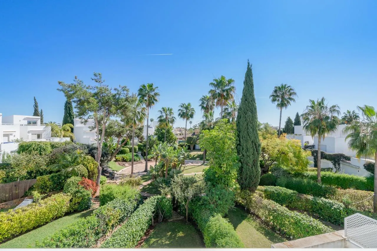 Oleholidays Guadalmina Golf Plaza マルベーリャ 別荘