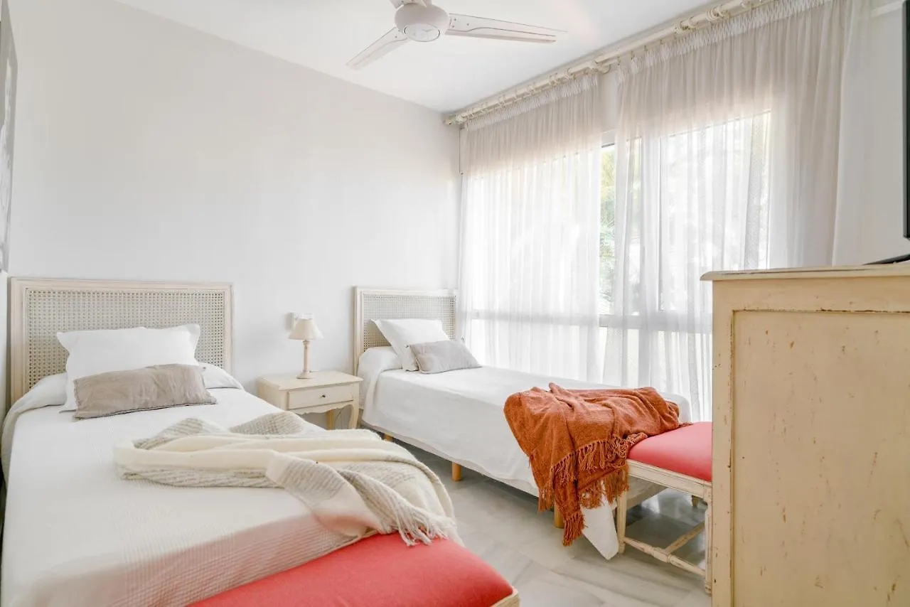 Oleholidays Guadalmina Golf Plaza 马尔韦利亚 西班牙
